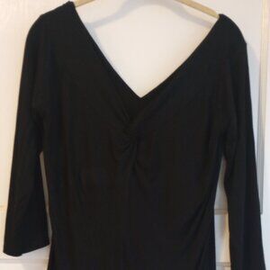 Mac & Jac Slightly Off-Shoulder V-Neck Black Top, 3/4 Sleeve, Size Large